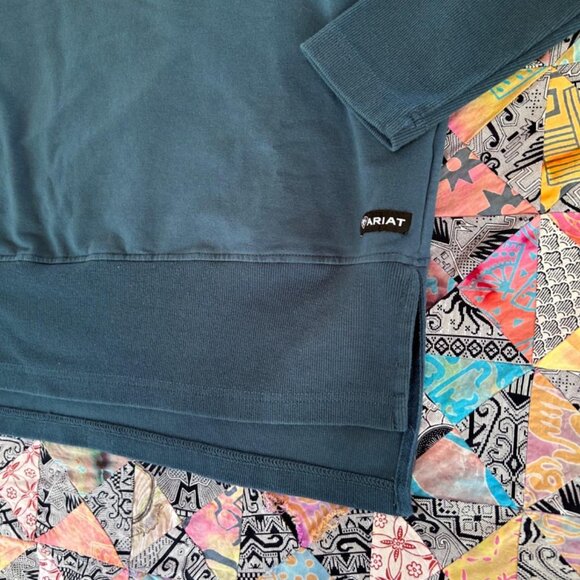 Ariat® Ladies REAL Funnel Eurasian Teal Women’s Sweater 10037341 Size XXL - Picture 2 of 8